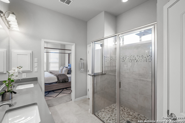 Image 23 of 37 For 3903 Gervasi