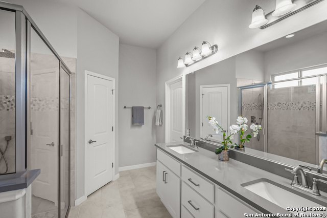 Image 24 of 37 For 3903 Gervasi