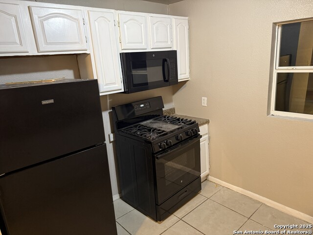 Listing photo id 10 for 378 E Petaluma Blvd