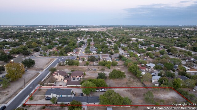 Listing photo id 3 for 378 E Petaluma Blvd