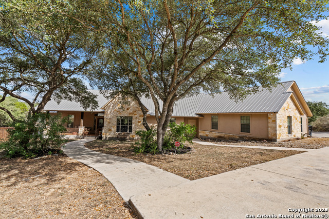 Image 2 of 48 For 276 Oak Vista