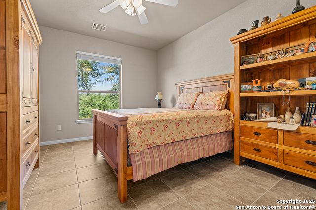 Image 22 of 48 For 276 Oak Vista