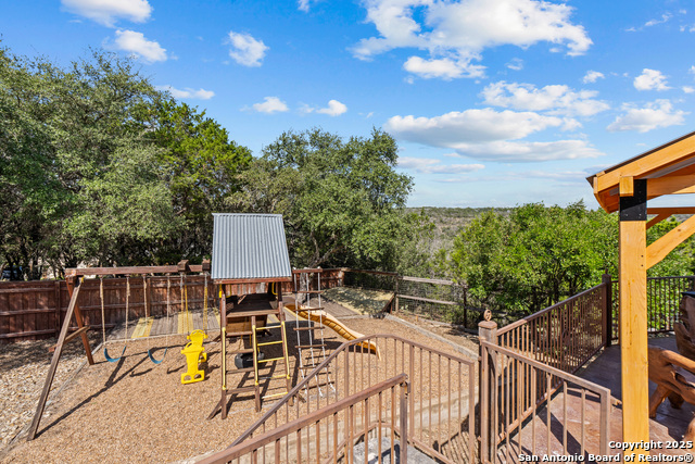 Image 30 of 48 For 276 Oak Vista