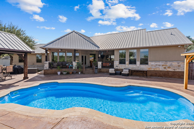 Image 32 of 48 For 276 Oak Vista