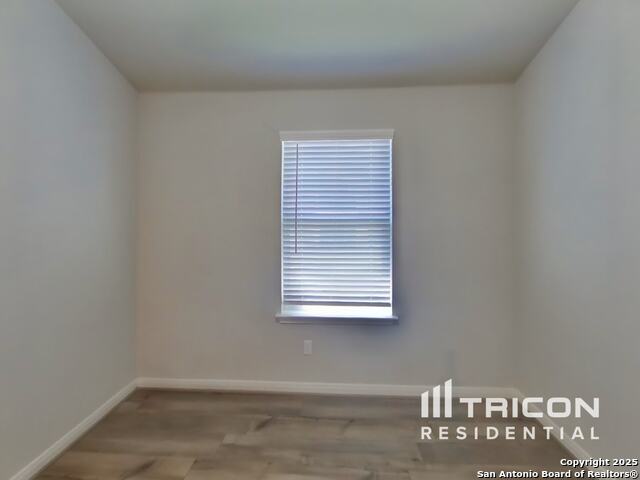 Image 10 of 24 For 13686 Paxton Boulevard