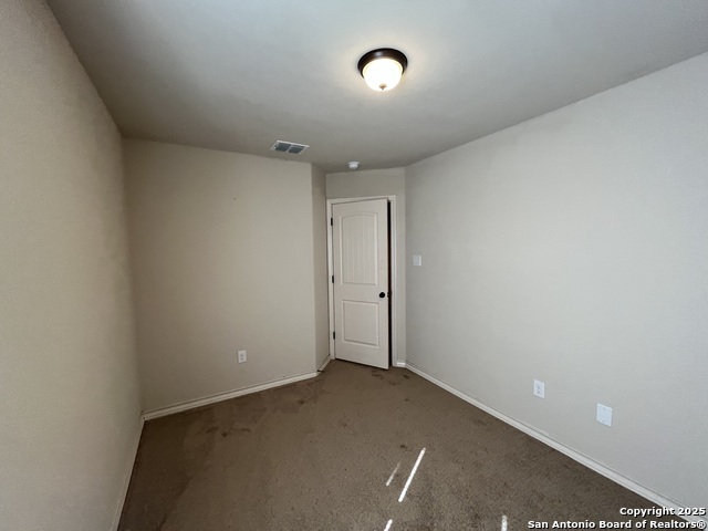 Image 20 of 29 For 6019 Karly Way  101