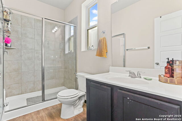 Image 9 of 17 For 10519 Green Rock Dr