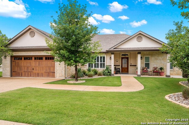 Listing photo id 0 for 2009 Athens Ave.