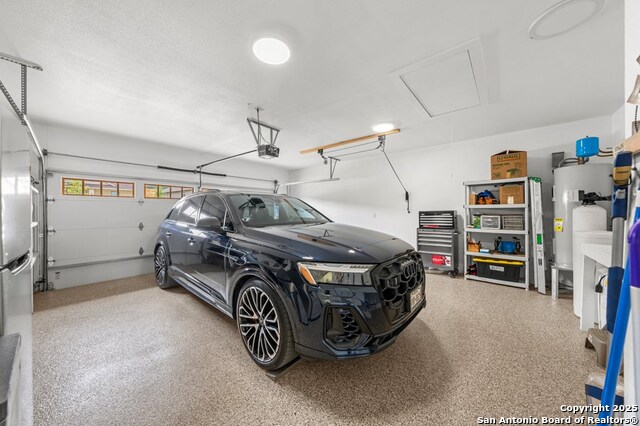 Listing photo id 19 for 2009 Athens Ave.