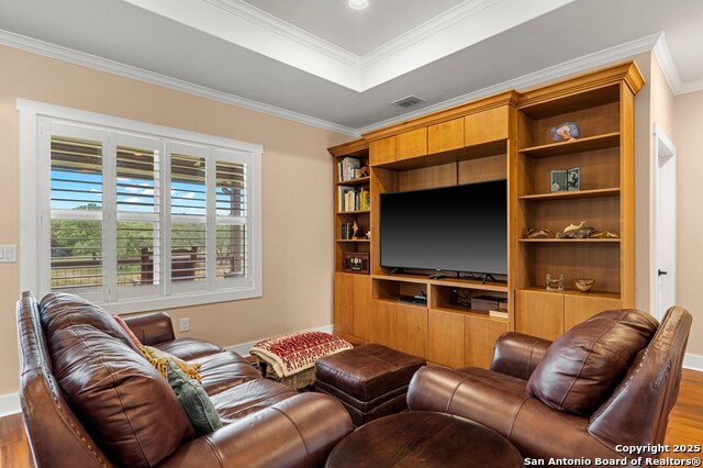 Listing photo id 5 for 2009 Athens Ave.