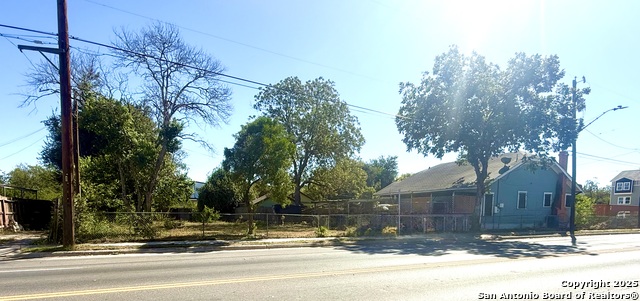 Image 11 of 11 For 1301 Denver  