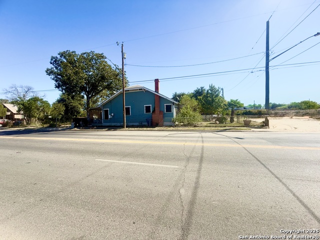 Image 4 of 11 For 1301 Denver  