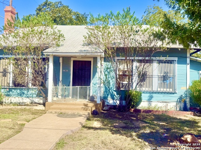 Image 5 of 11 For 1301 Denver  