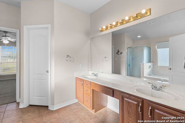 Image 21 of 49 For 13042 Remuda Terrace