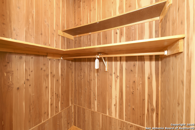 Image 31 of 46 For 13 Westelm Cir