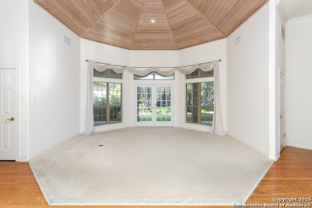 Image 4 of 46 For 13 Westelm Cir