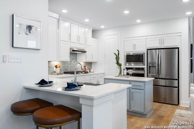 Image 2 of 6 For 10054 Mitra  