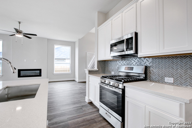 Listing photo id 11 for 5615 Turkey Terrace