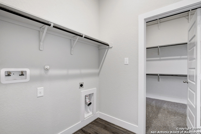 Listing photo id 26 for 5615 Turkey Terrace