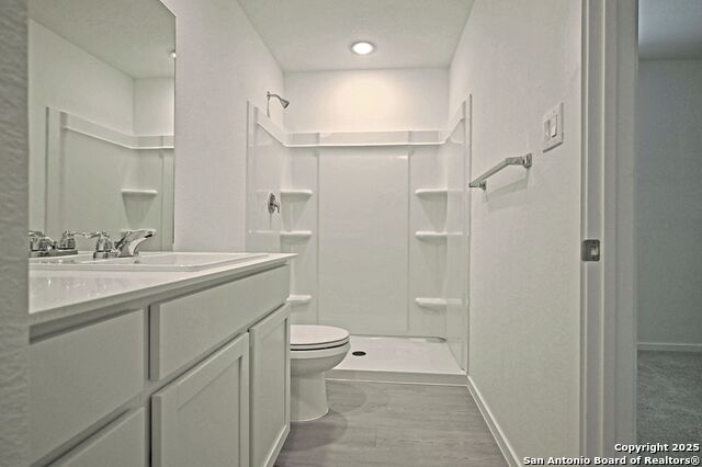 Image 15 of 20 For 11806 Bluebell