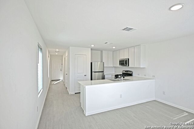 Image 7 of 20 For 11806 Bluebell