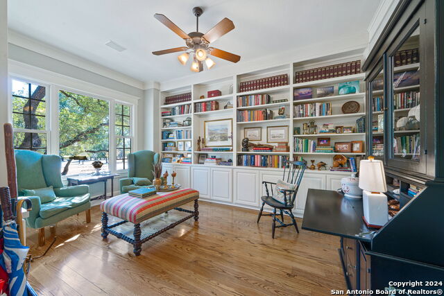 Listing photo id 21 for 1420 Waterstone