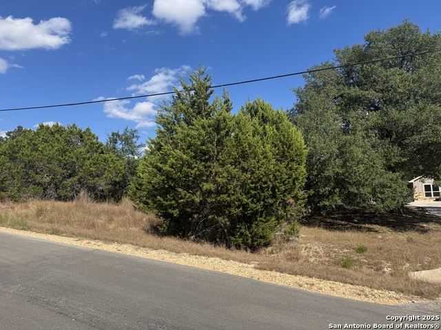 Image 4 of 5 For 217 Breeze Pt