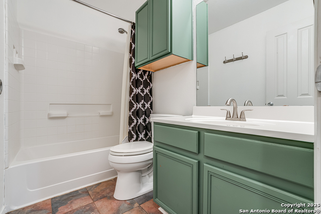 Image 27 of 37 For 5002 Fountain Hill