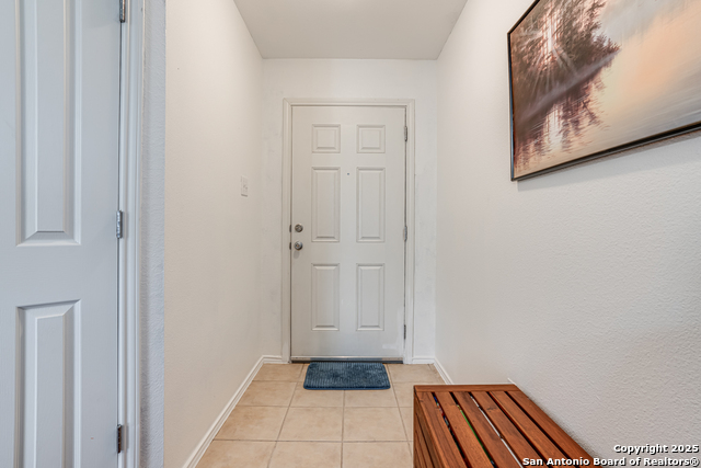 Image 4 of 37 For 5002 Fountain Hill