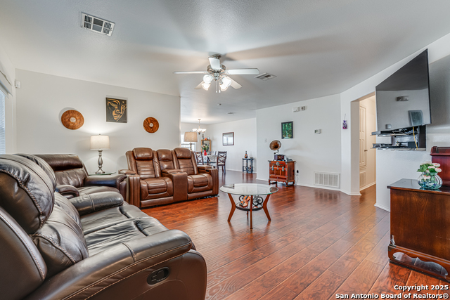 Image 5 of 37 For 5002 Fountain Hill
