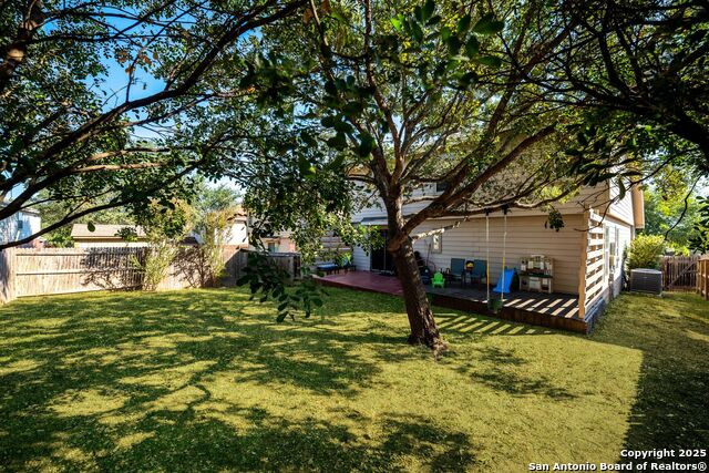 Image 28 of 29 For 10611 Apple Springs