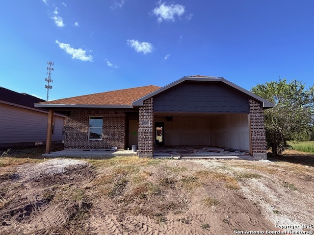 Details for 806 Bates W, Beeville, TX 78104