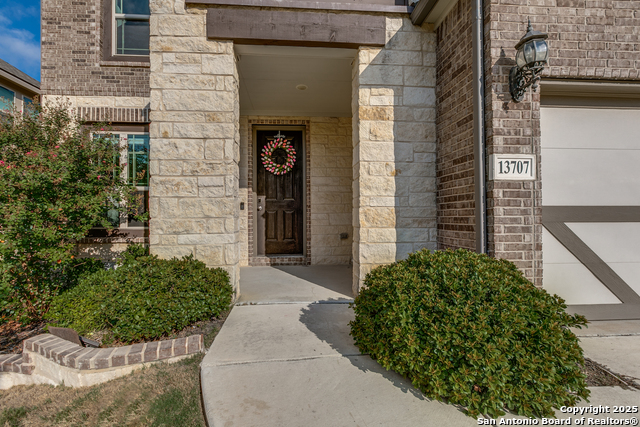 Image 3 of 25 For 13707 Kotili