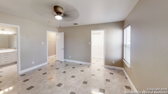 Image 7 of 20 For 8903 Scarlet Crk