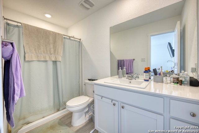 Image 23 of 31 For 312 Alligator