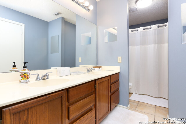 Image 17 of 37 For 6406 Regency