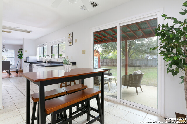 Image 4 of 37 For 6406 Regency