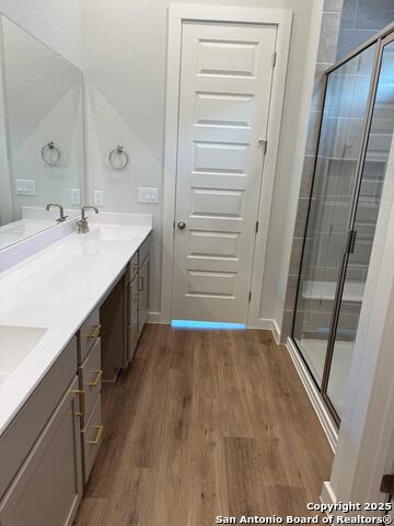 Image 13 of 21 For 974 Manger Lane