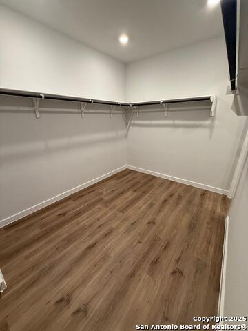 Image 16 of 21 For 974 Manger Lane