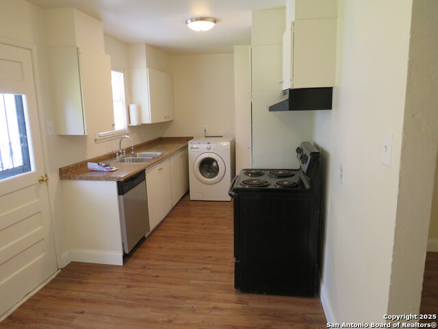 Image 12 of 16 For 419 Anton Dr