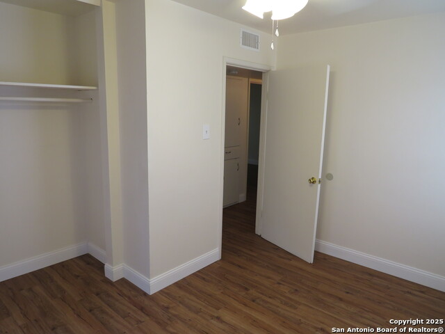 Image 7 of 16 For 419 Anton Dr