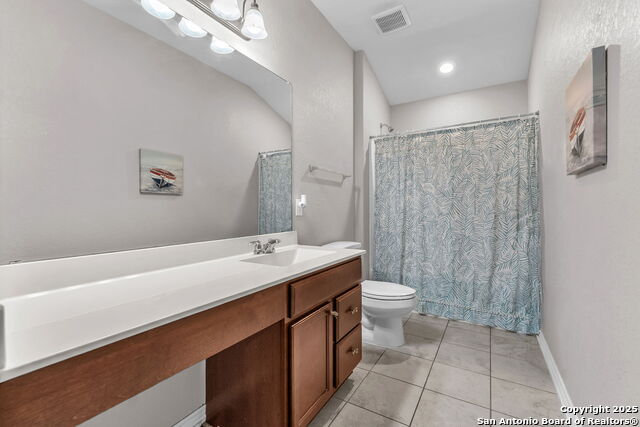 Image 39 of 49 For 409 Landmark Stone