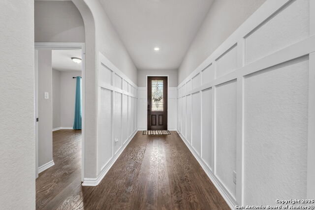 Image 4 of 49 For 409 Landmark Stone