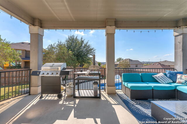 Image 41 of 49 For 409 Landmark Stone