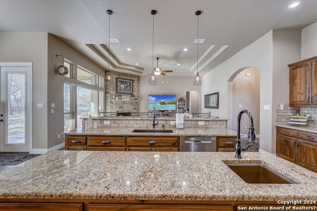 Image 18 of 65 For 315 Cibolo Ridge Dr