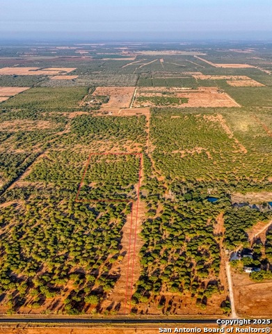 Image 3 of 12 For 2 Cr 331 E