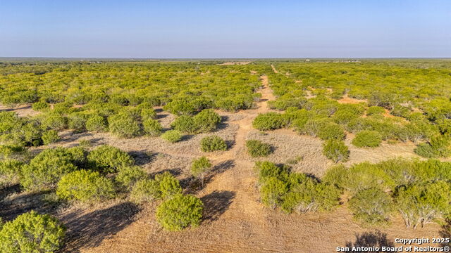 Image 9 of 12 For 2 Cr 331 E