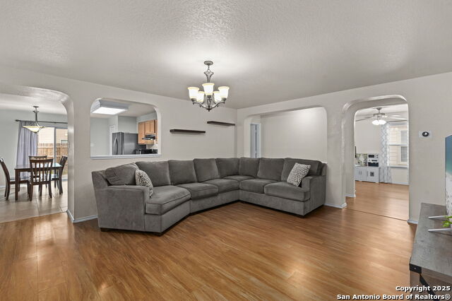 Image 5 of 35 For 10140 Del Lago