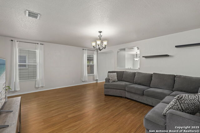 Image 8 of 35 For 10140 Del Lago