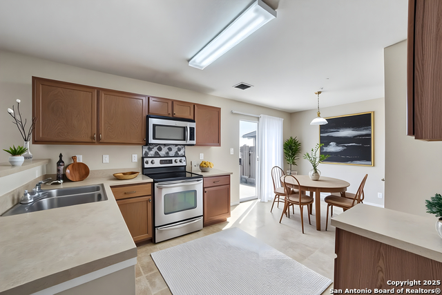 Image 6 of 24 For 2714 Gato Del Sol